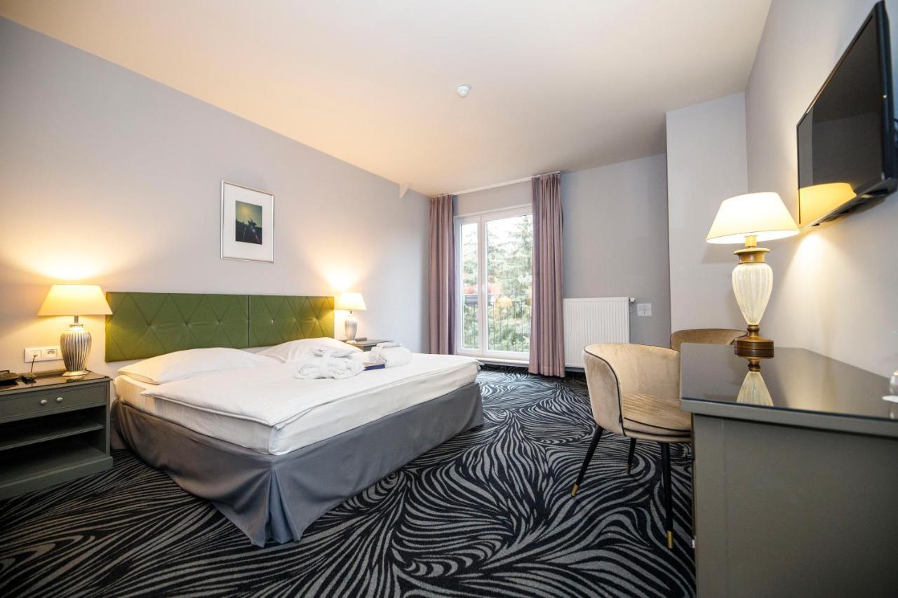 Parkhotel Carlsbad Inn Dalovice Экстерьер фото