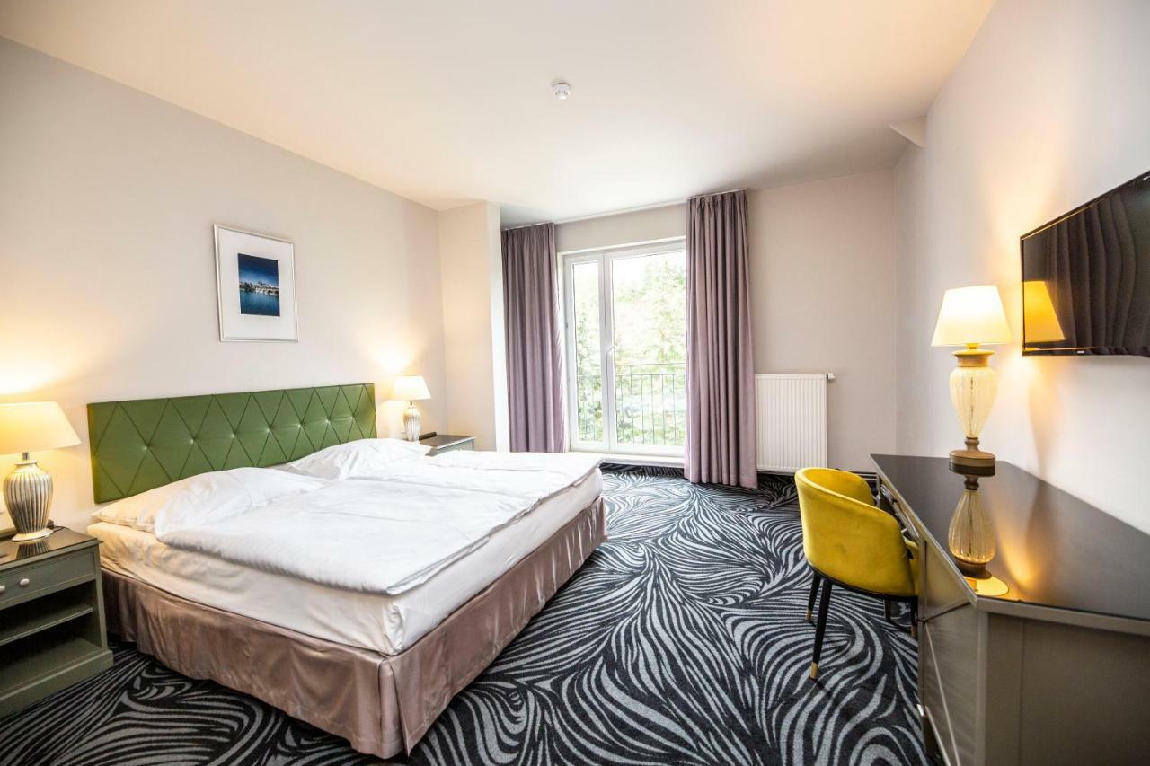 Parkhotel Carlsbad Inn Dalovice Экстерьер фото